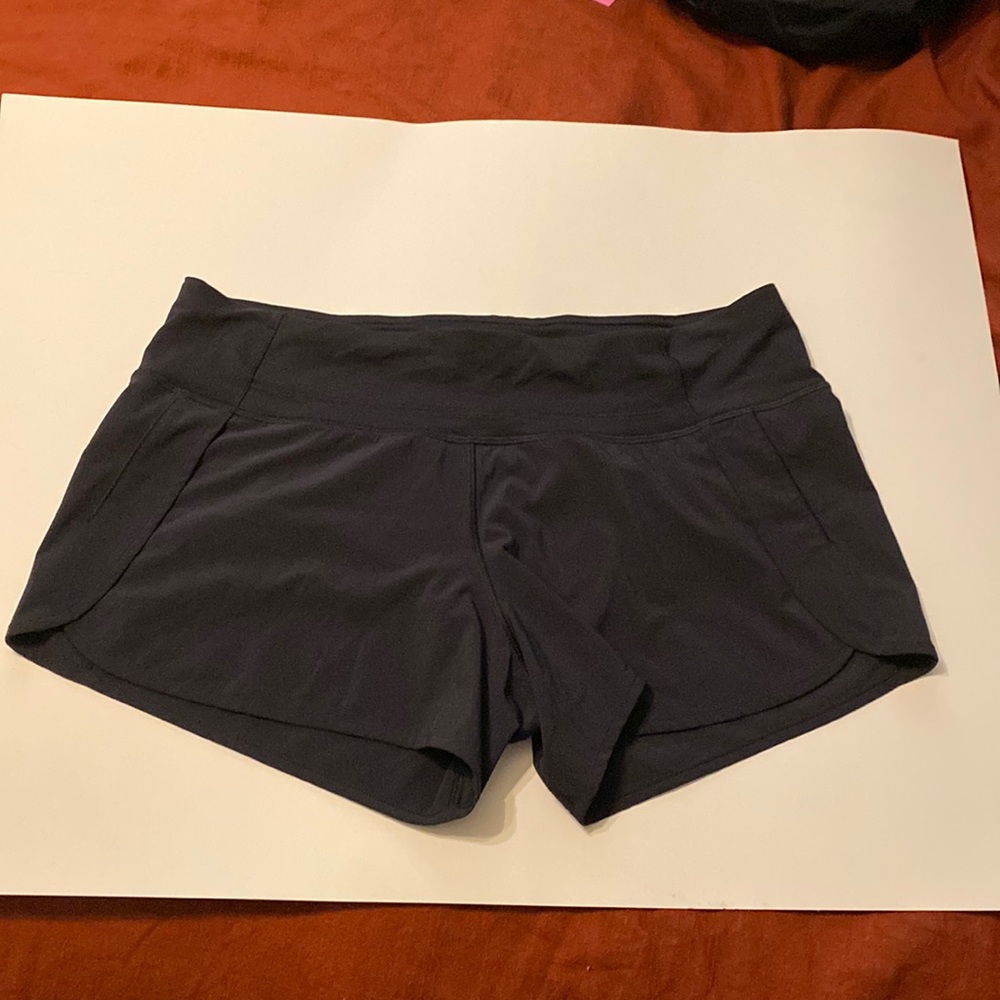 Black Lululemon Speed Up Shorts size 10